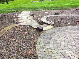 Circle Paver Patio With Flagstone Walkway